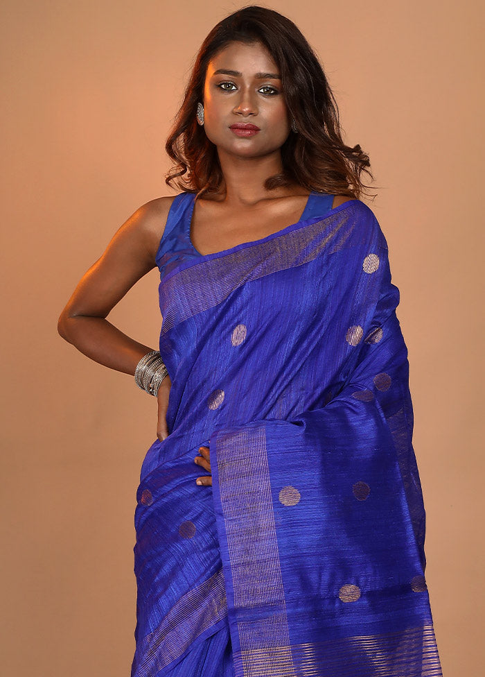 Blue Pure Matka Silk Saree With Blouse Piece